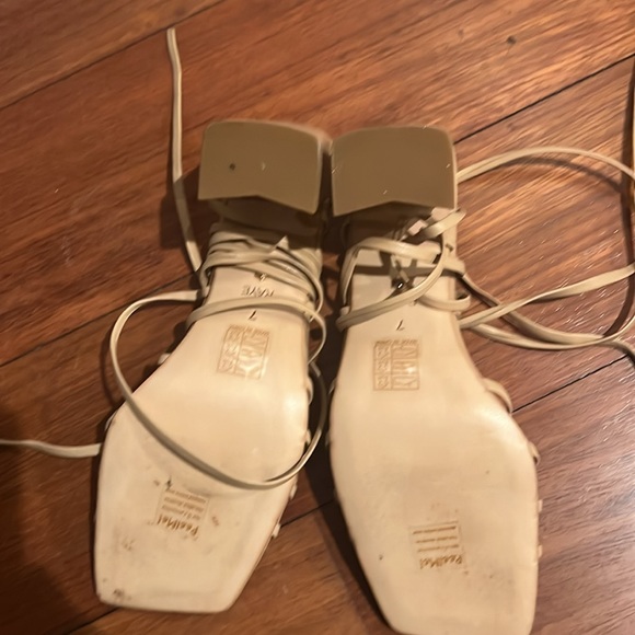 Raye heels - Picture 2 of 4